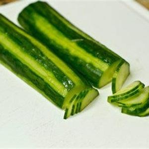 slice cucumber