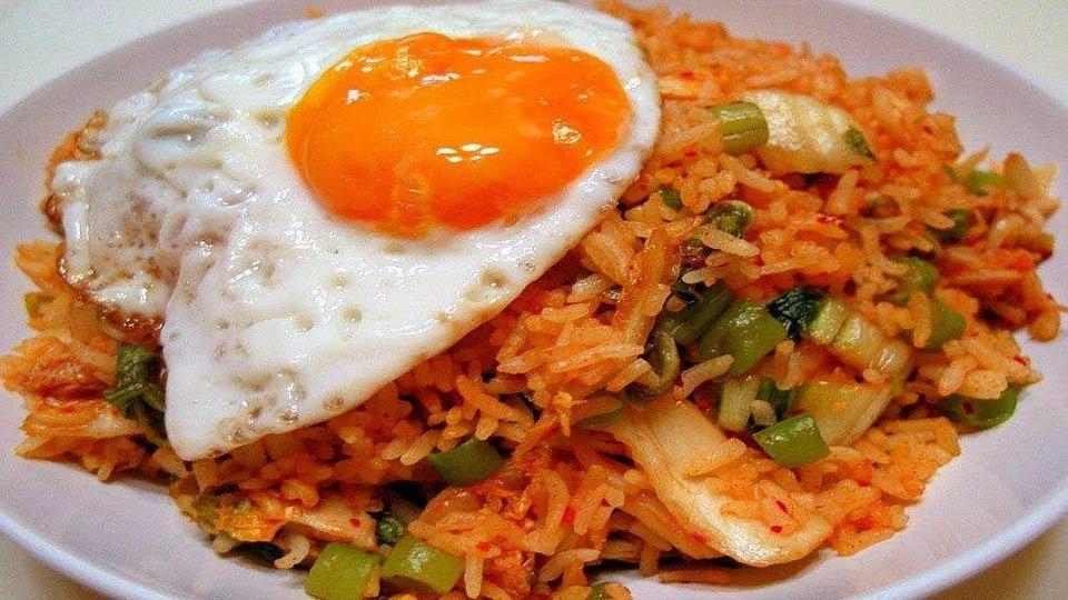 How To Make Fried Rice With Kimchi