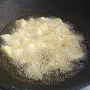 fry potato pieces