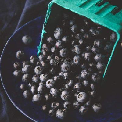 wash the blueberries