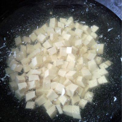 add tofu to cook