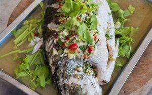 how to cook thai steamed fish