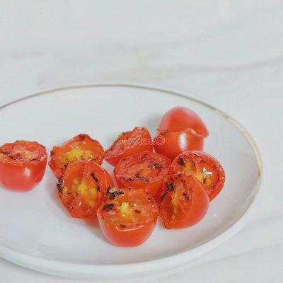make cherry tomatoes sauté
