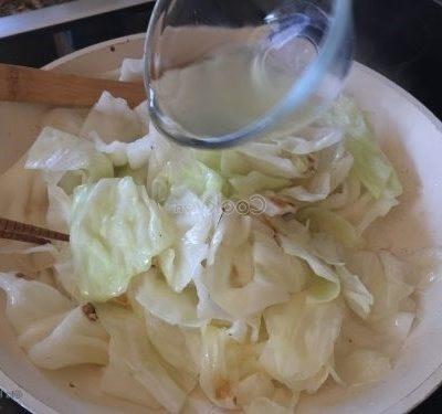 cook cabbage
