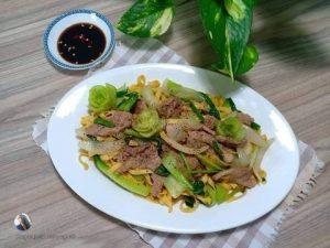 noodles stir-fried with beef