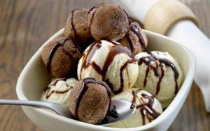 How to make fried apple ice-creams